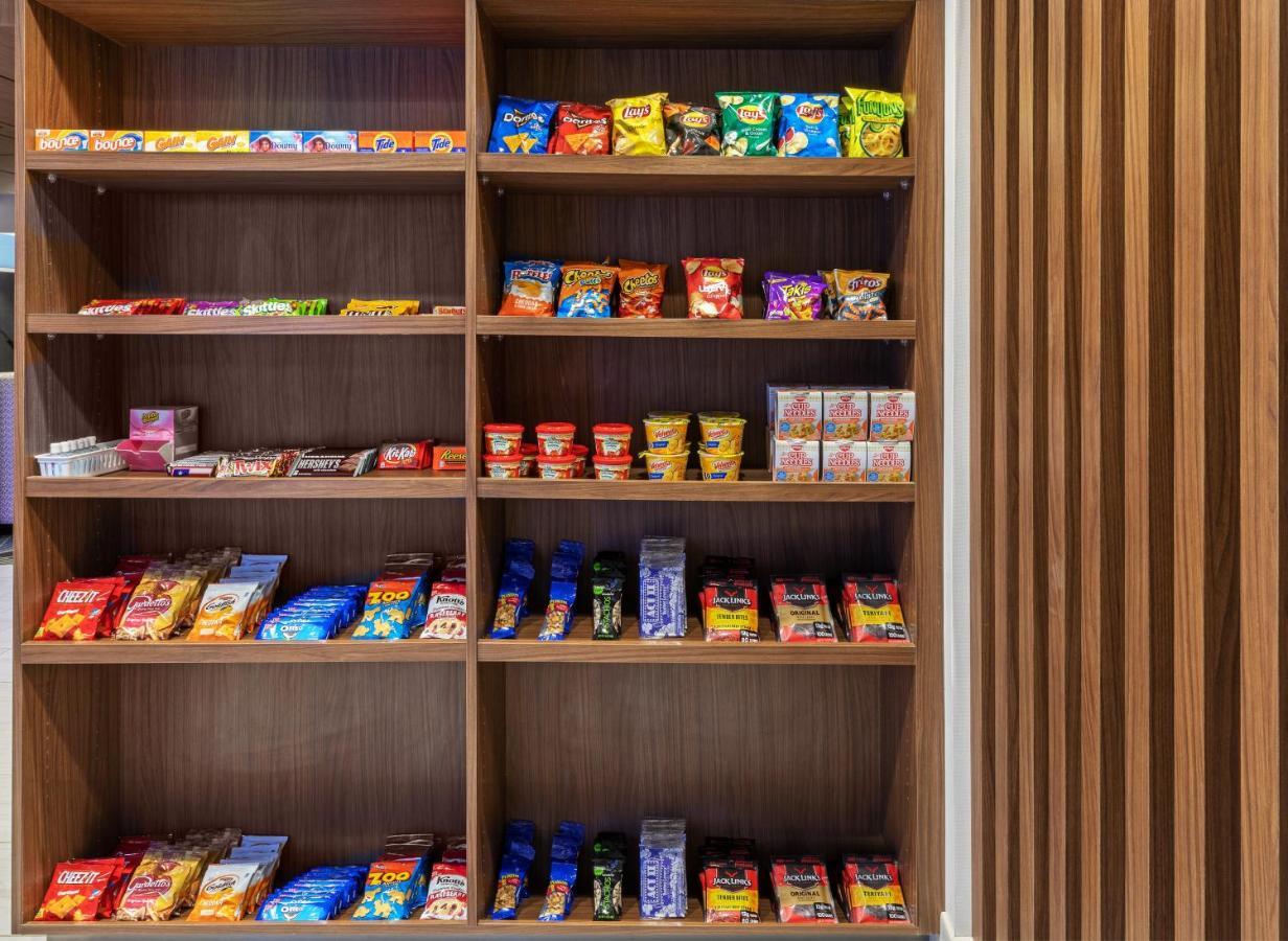 Holiday Inn Express & Suites - Denton - Sanger, An Ihg Hotel Екстериор снимка